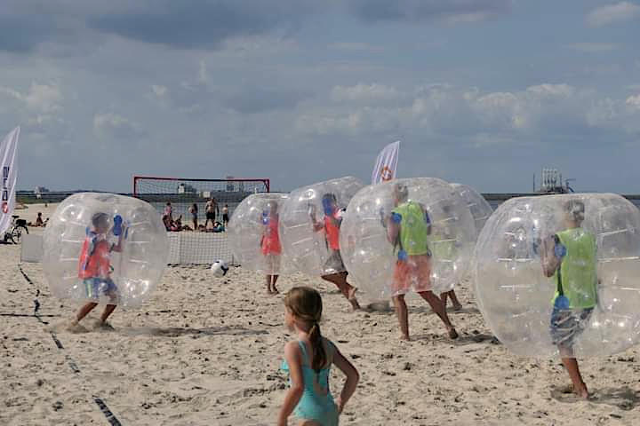 Sommerevent am Strand für Orlen